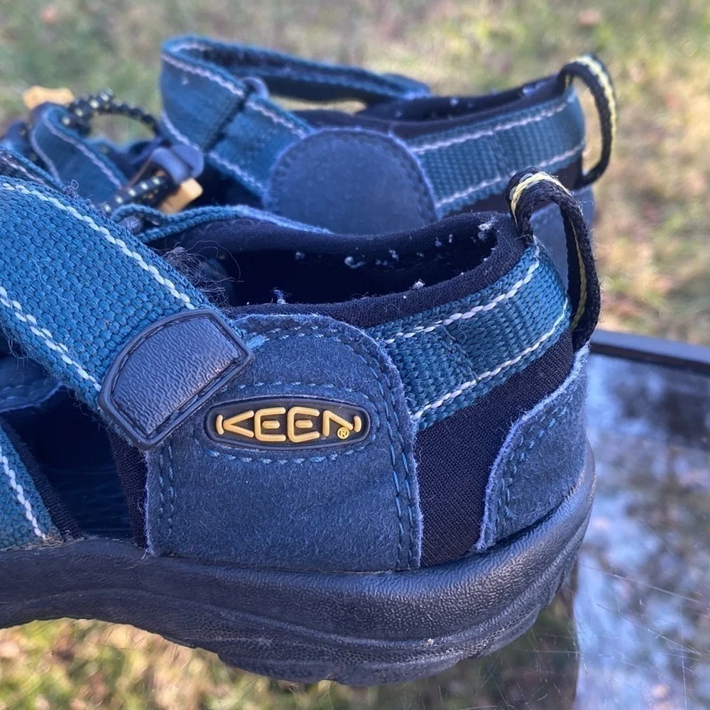 Keen Pin On Cute Orthopedic Shoes Waterproof unisex blue